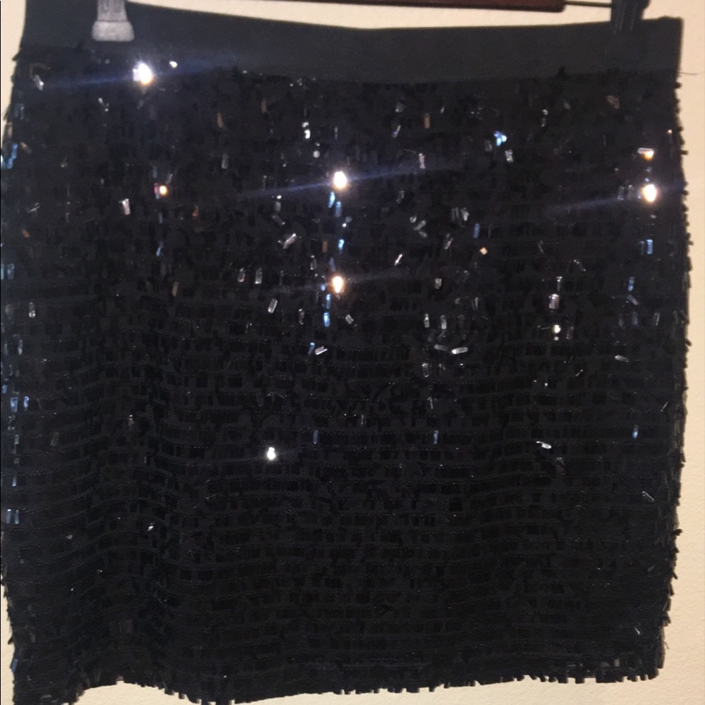 🌸JOE FRESH black sequin skirt🌸